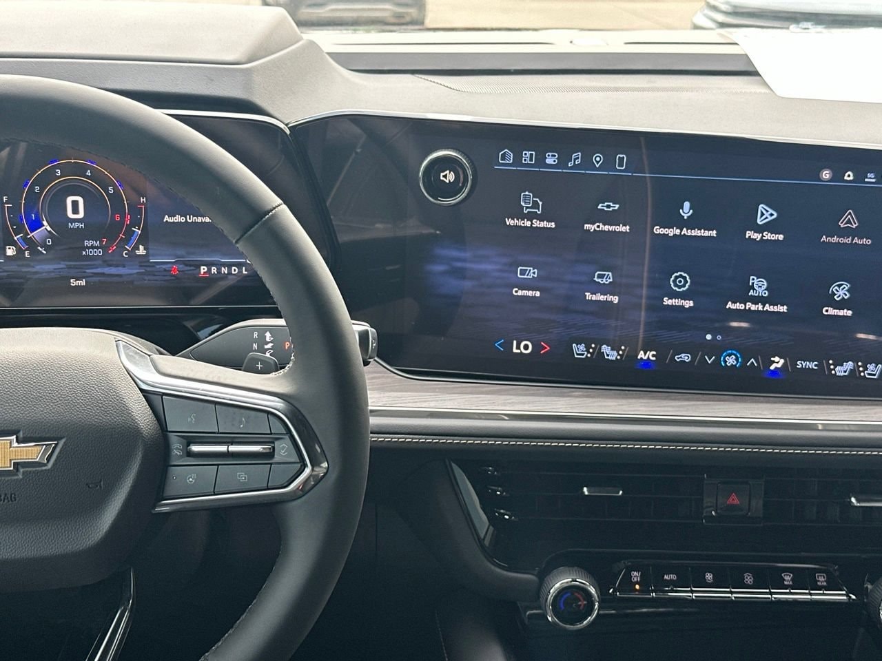 2026 Chevrolet Suburban Premier, photo 16