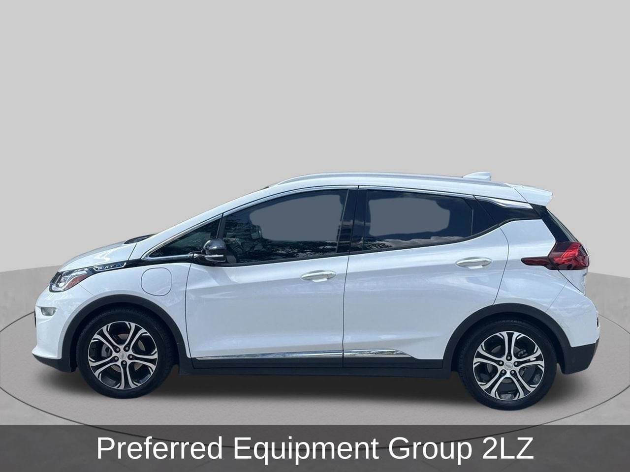 Used 2020 Chevrolet Bolt EV Premier with VIN 1G1FZ6S00L4108933 for sale in Austin, TX