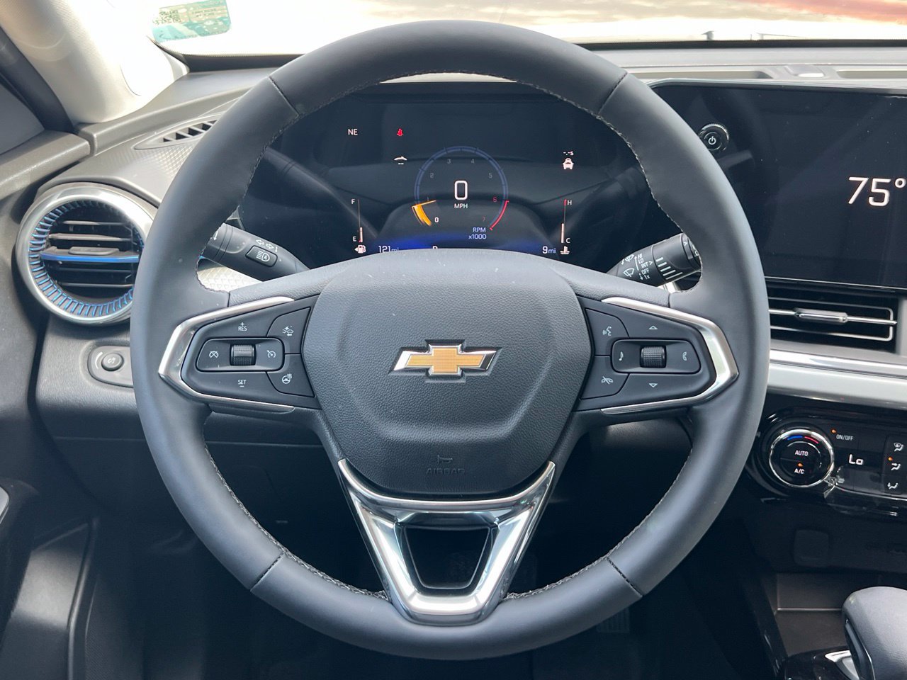 2026 Chevrolet Trax LT - Photo 15