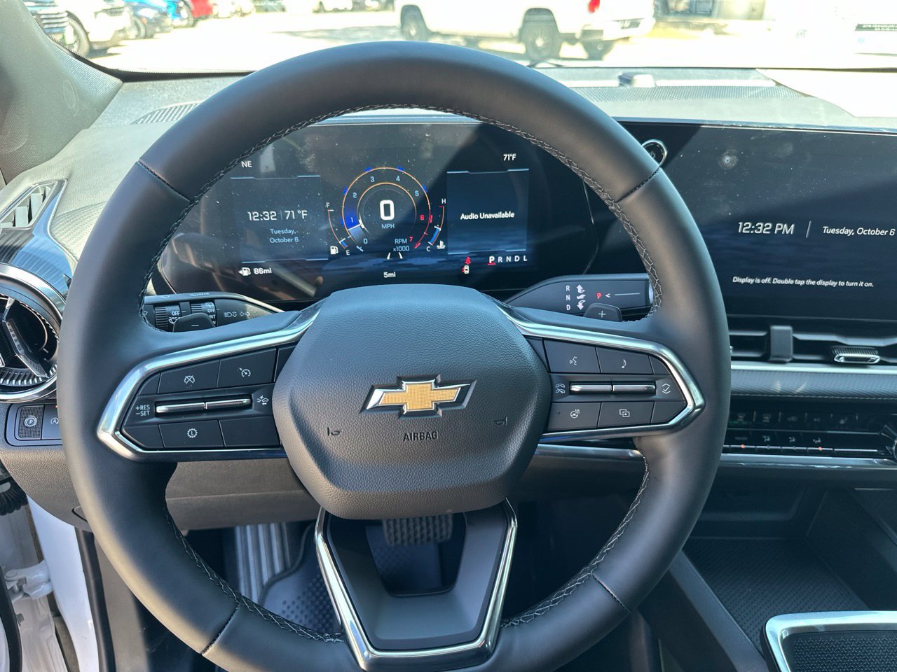 2027 Chevrolet Equinox LT, photo 15