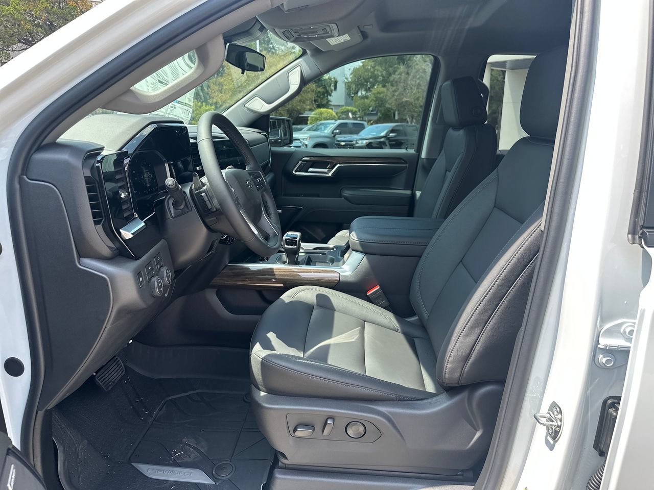 2026 Chevrolet Silverado 1500 RST Truck, photo 10