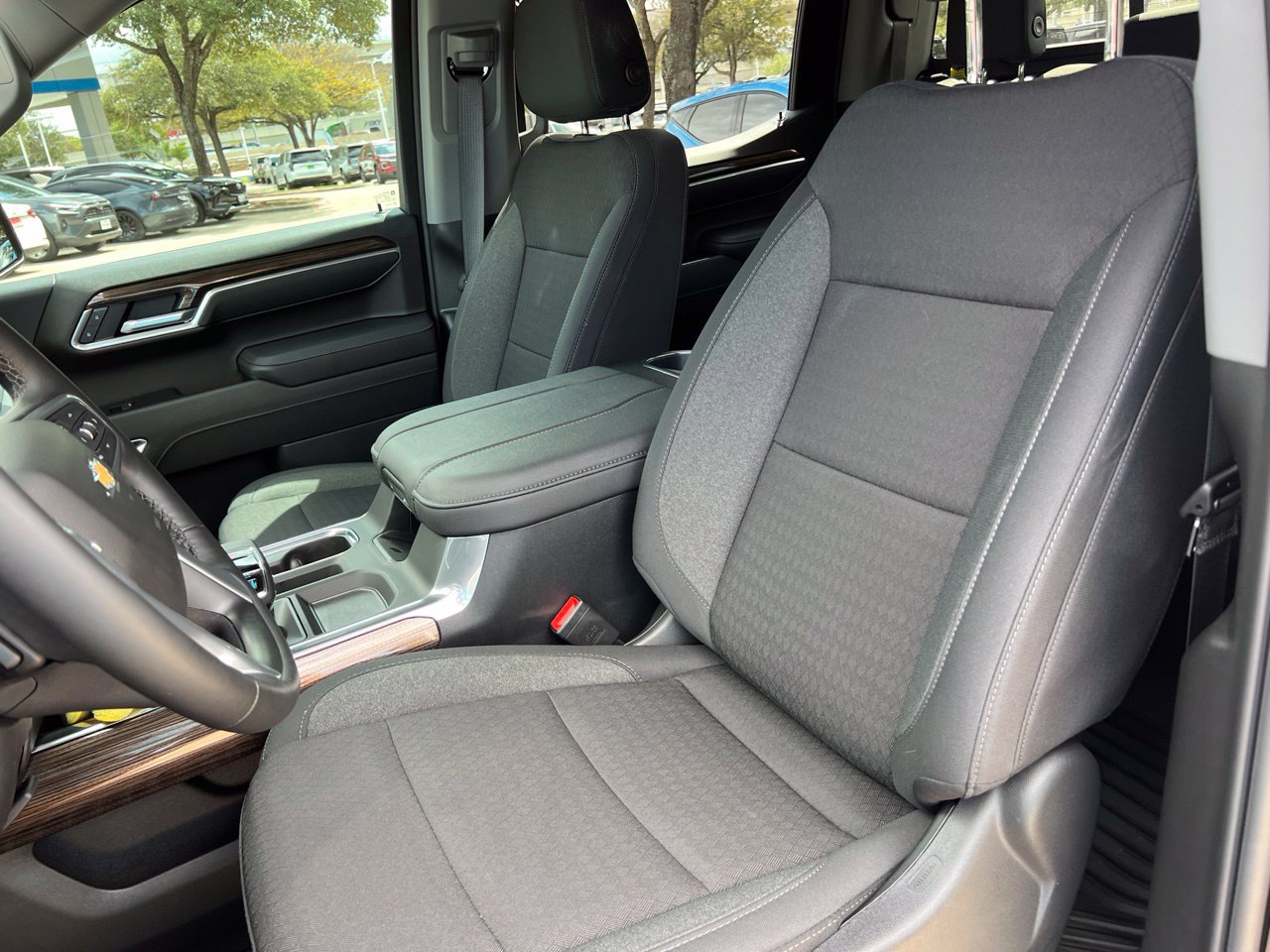 2026 Chevrolet Silverado 1500 LT - Photo 11