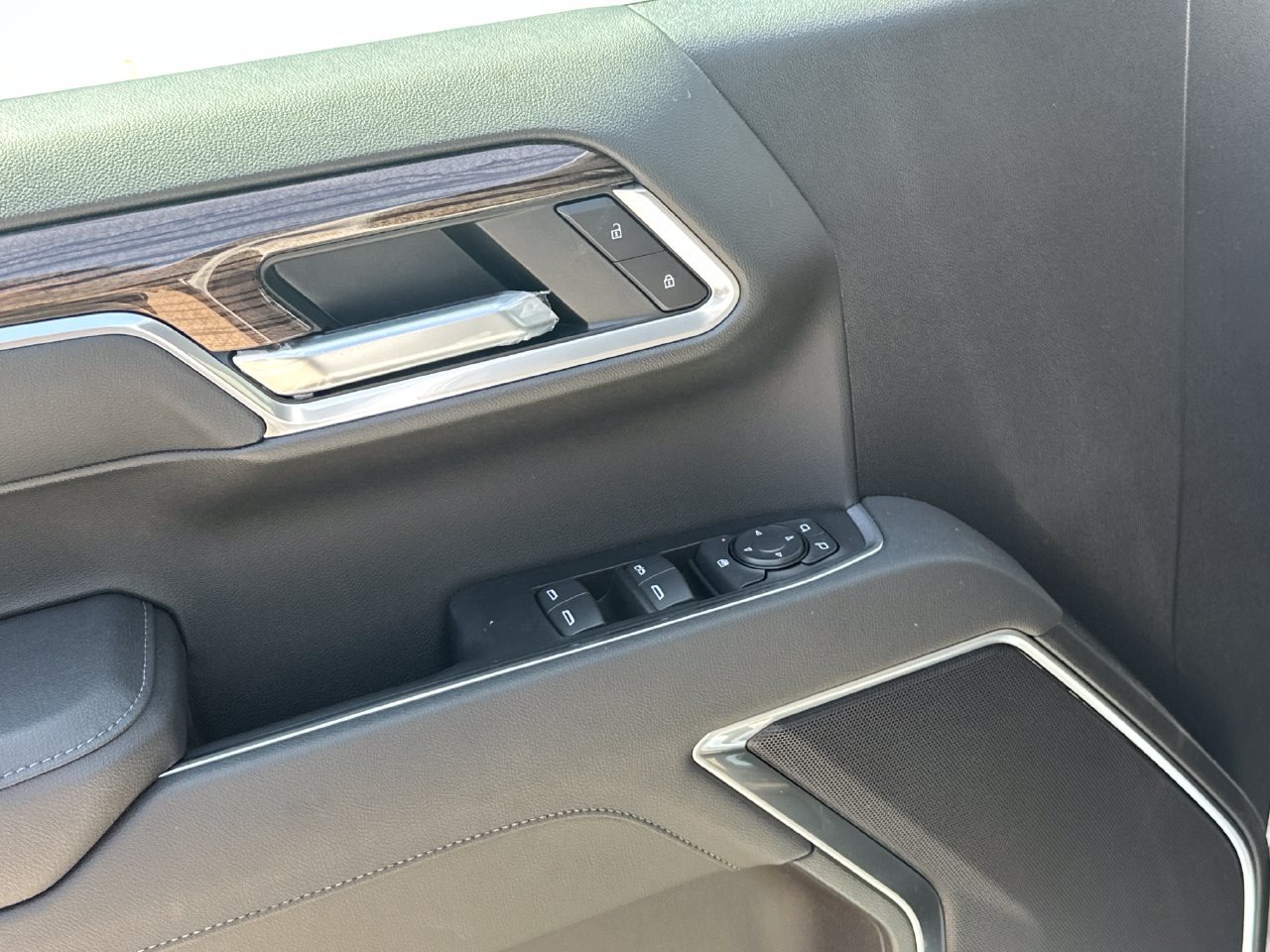 2026 Chevrolet Silverado 1500 LT - Photo 11