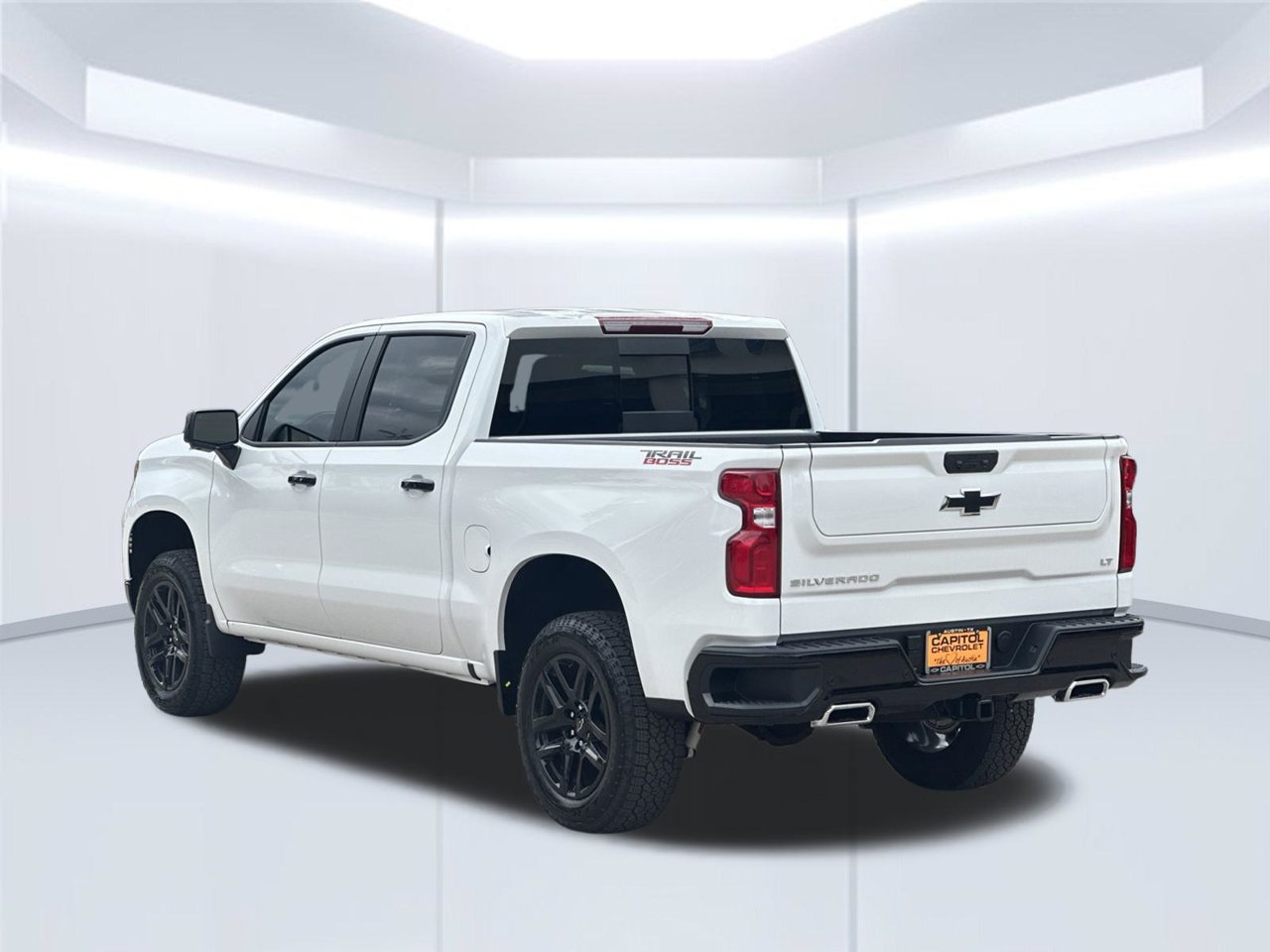 2026 Chevrolet Silverado 1500 LT Trail Boss, photo 3