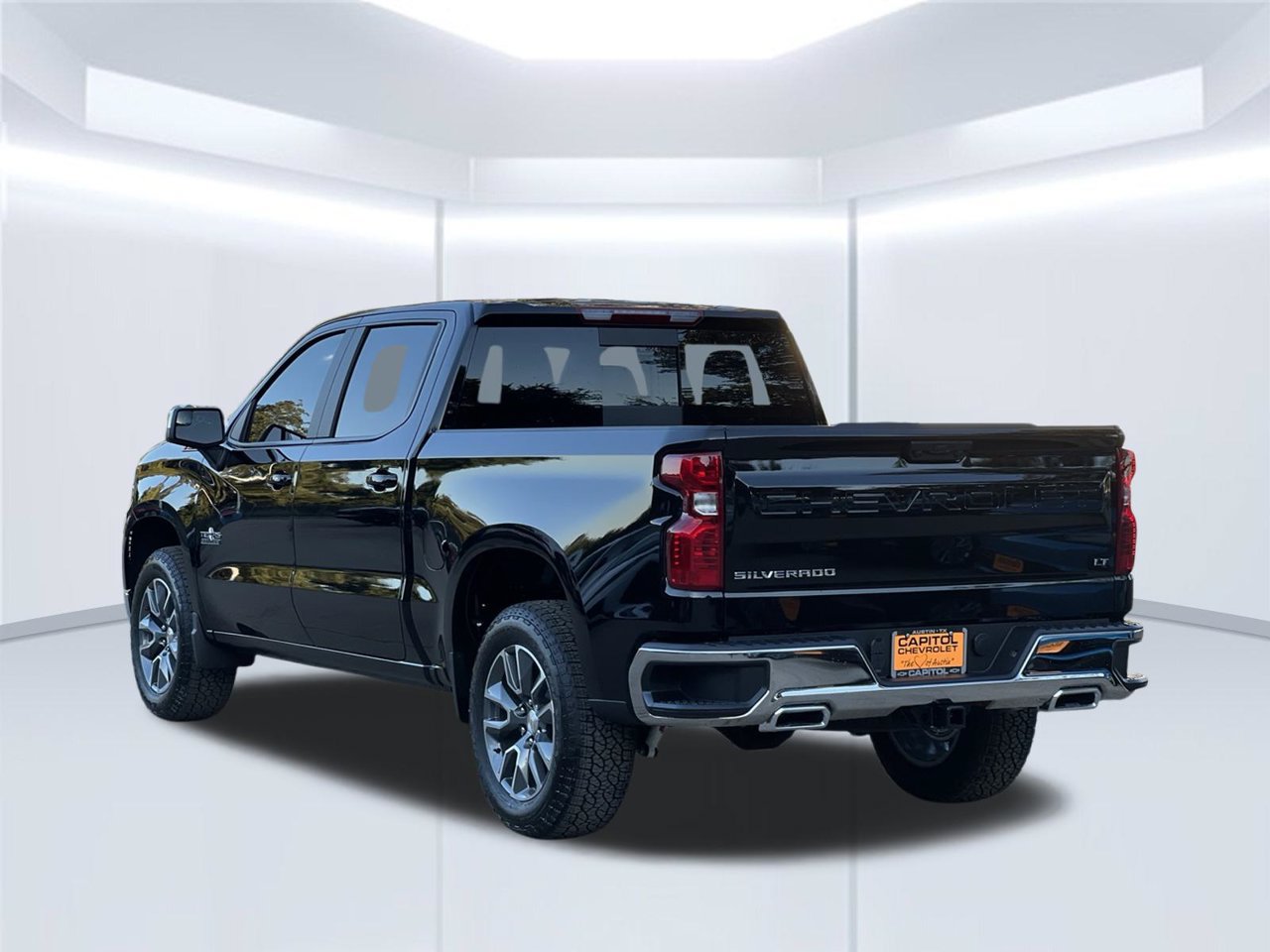 2026 Chevrolet Silverado 1500 LT - Photo 3