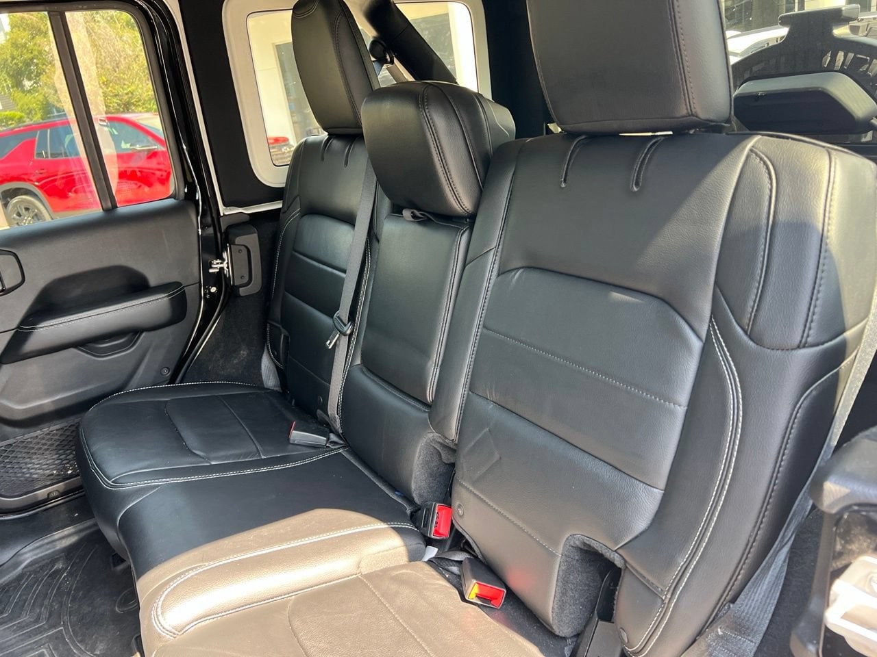 Used 2018 Black Jeep Sahara 4x4 image 23