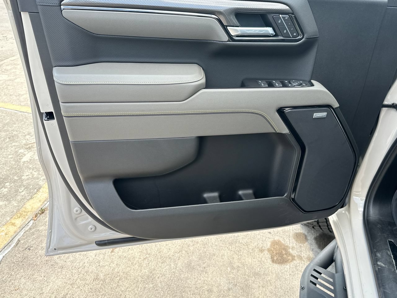 2026 Chevrolet Silverado 1500 ZR2 - Photo 11