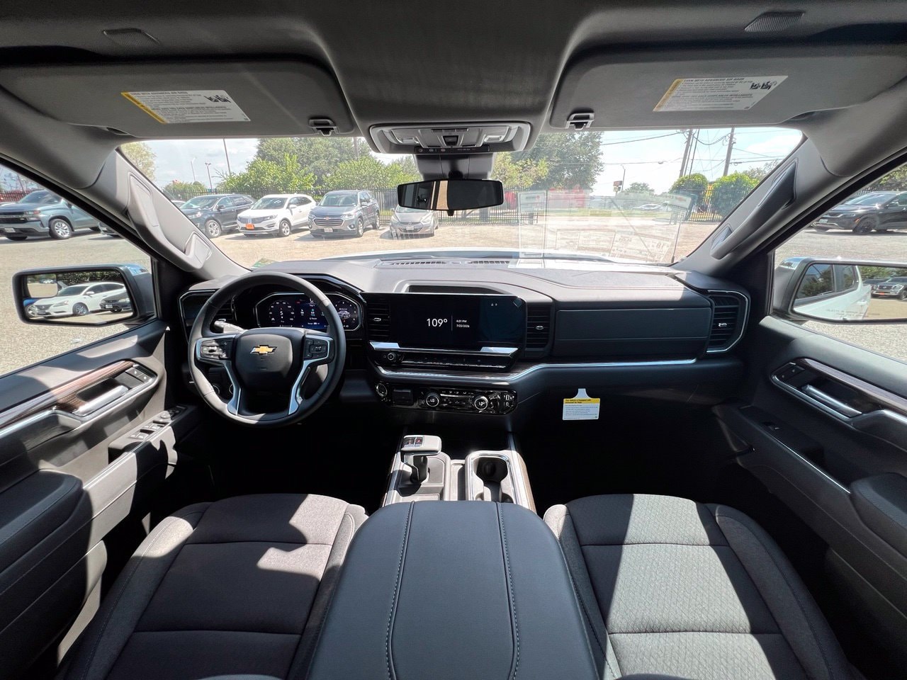 2026 Chevrolet Silverado 1500 LT - Photo 14