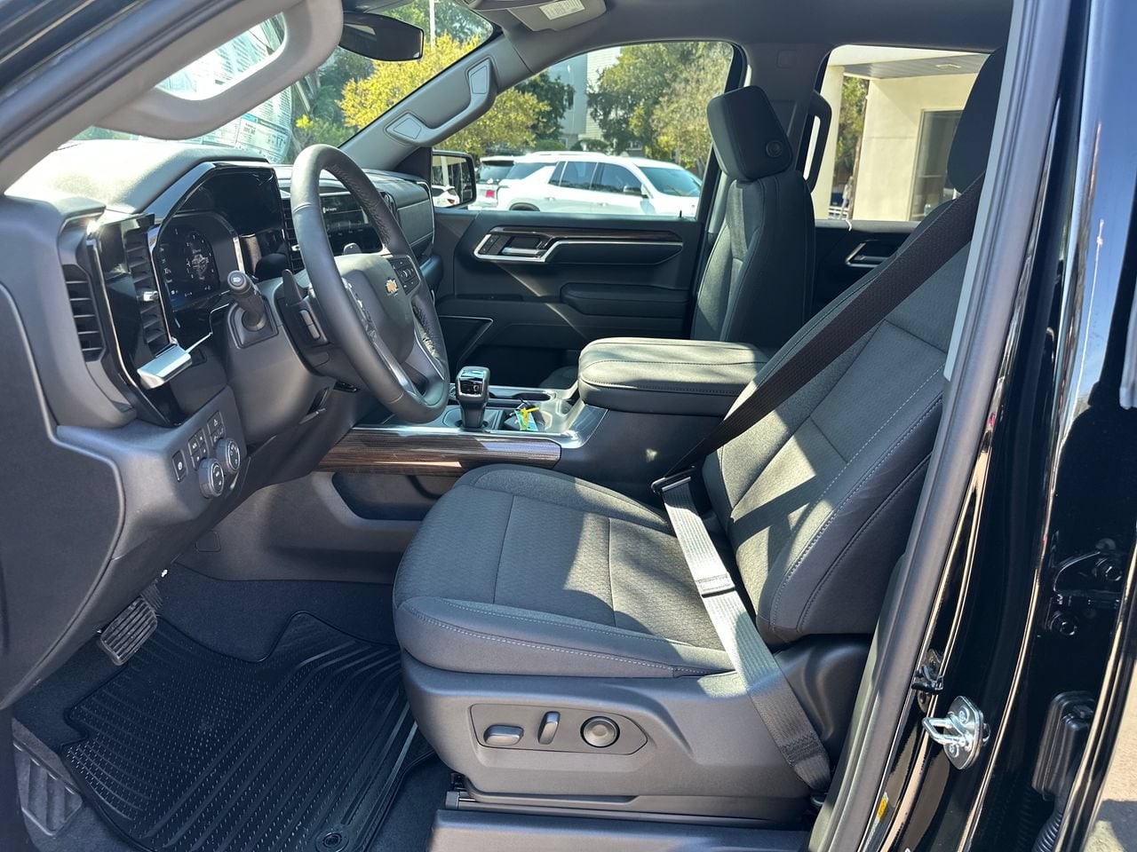 2026 Chevrolet Silverado 1500 LT, photo 9