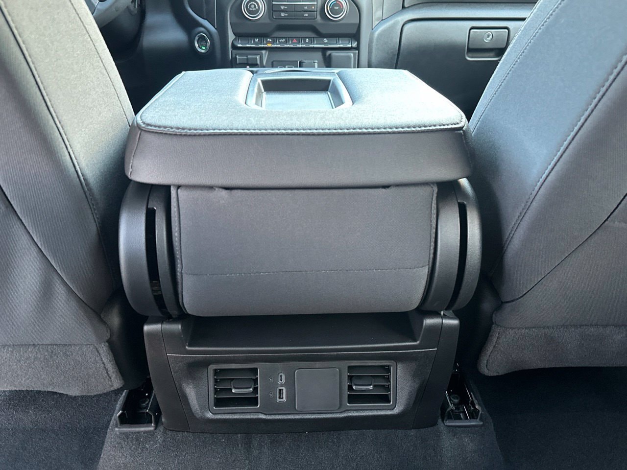 2026 Chevrolet Silverado 2500 HD Custom Truck, photo 27