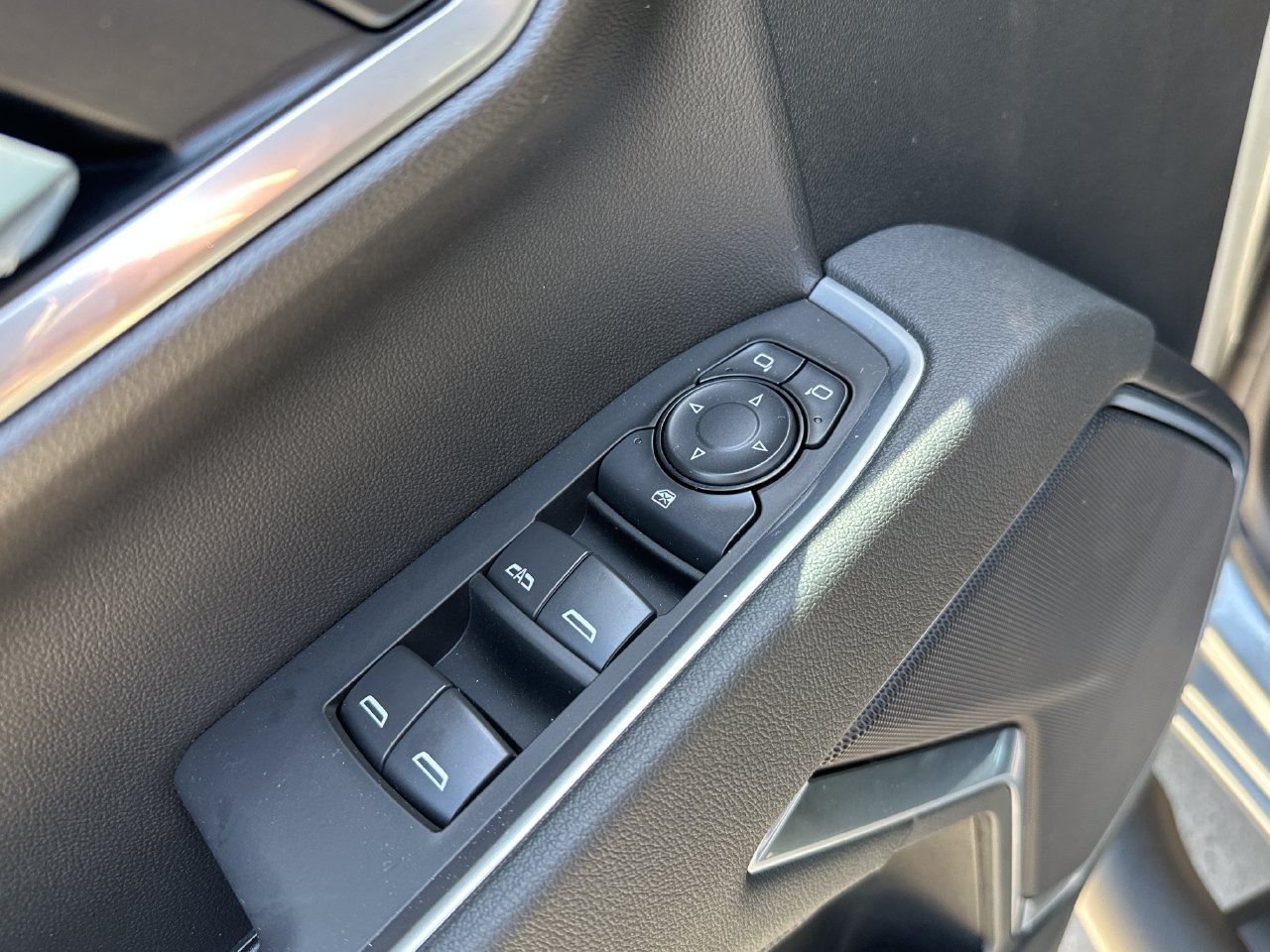 2026 Chevrolet Silverado 1500 RST - Photo 11