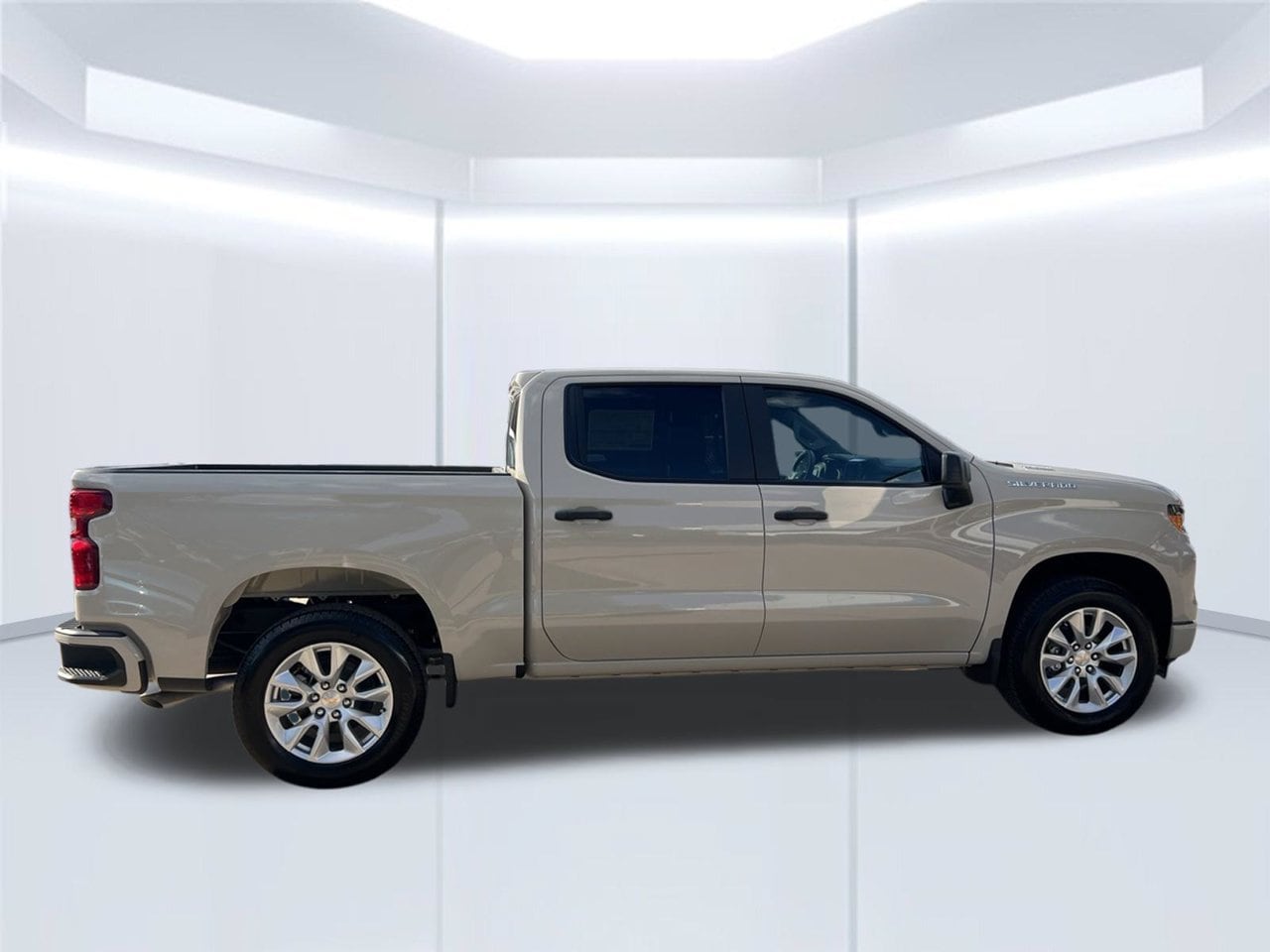 2026 Chevrolet Silverado 1500 Custom - Photo 7