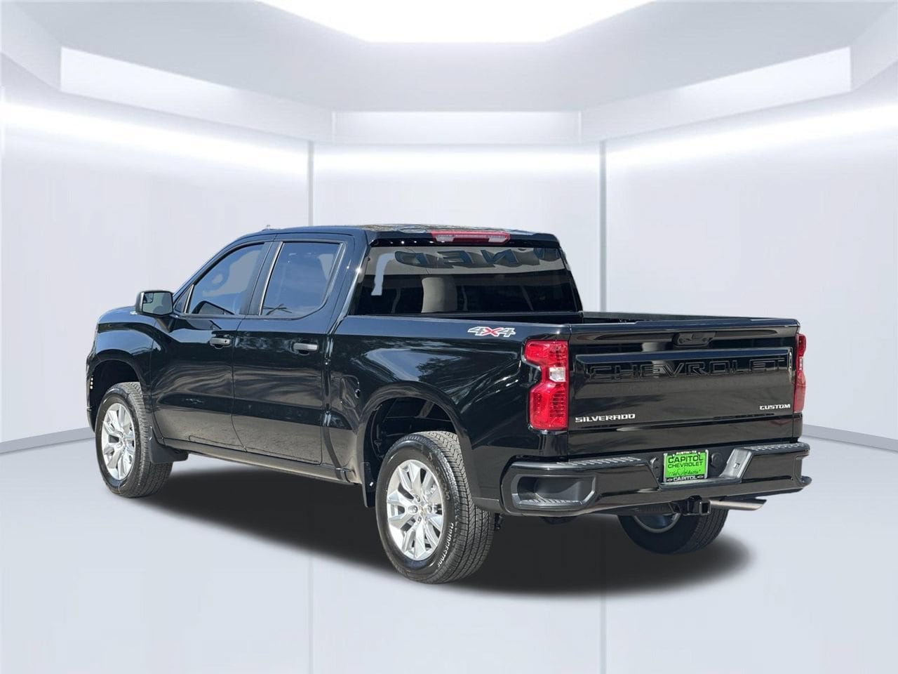2026 Chevrolet Silverado 1500 Custom Truck, photo 3