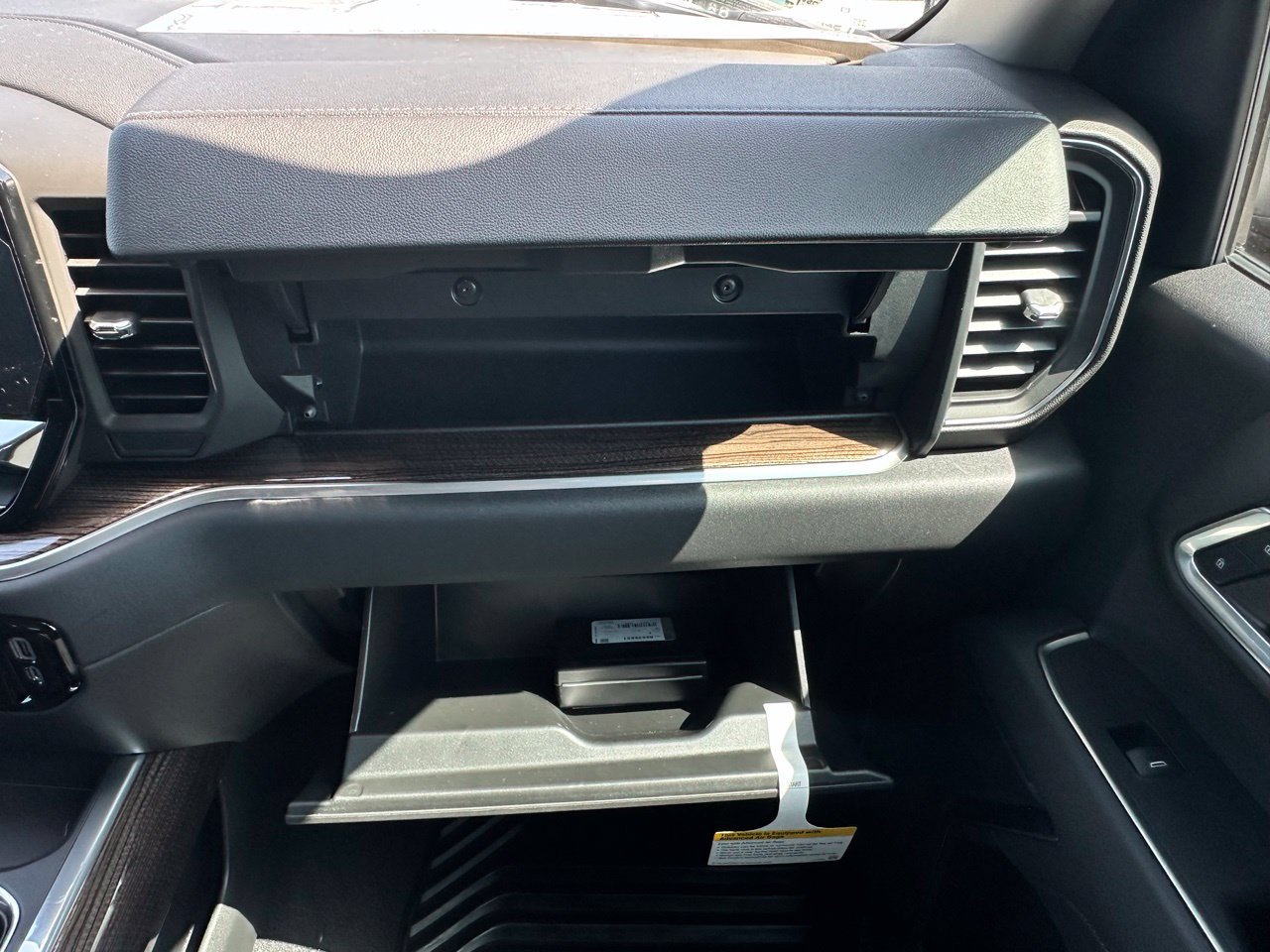 2026 Chevrolet Silverado 1500 LT - Photo 25