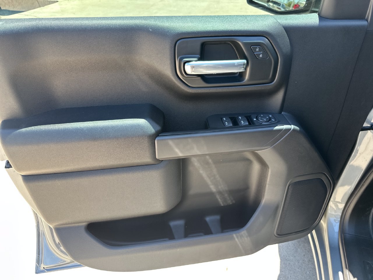 2026 Chevrolet Silverado 1500 Custom - Photo 10