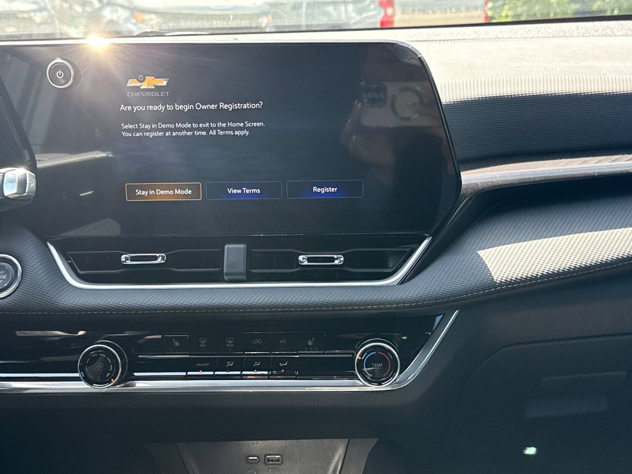 2027 Chevrolet Equinox LT - Photo 18