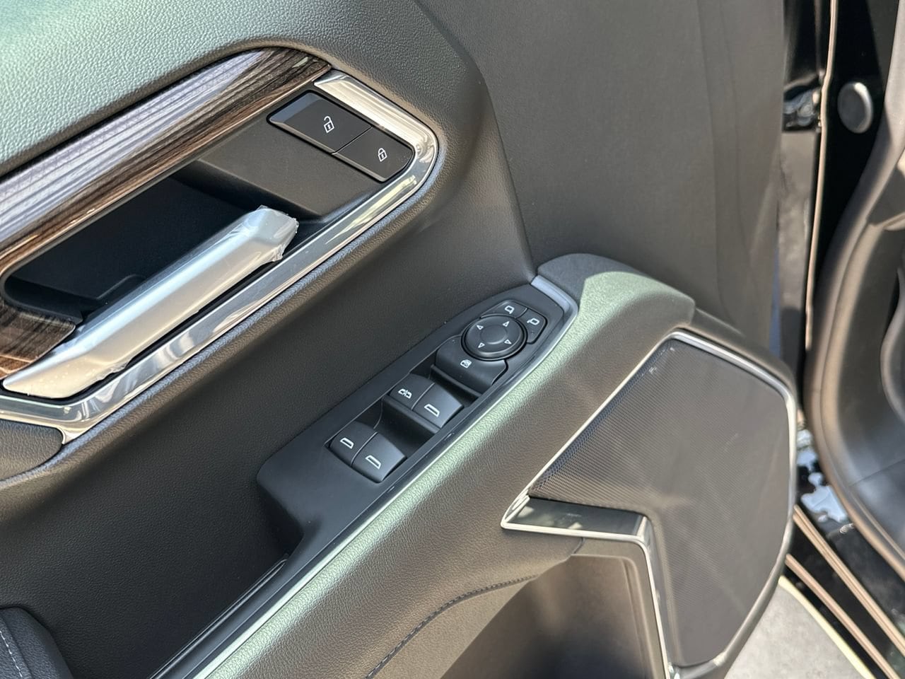 2026 Chevrolet Silverado 1500 LT, photo 12
