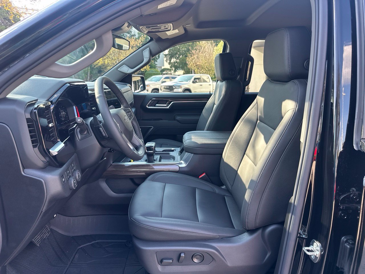 2026 Chevrolet Silverado 1500 RST Truck, photo 10