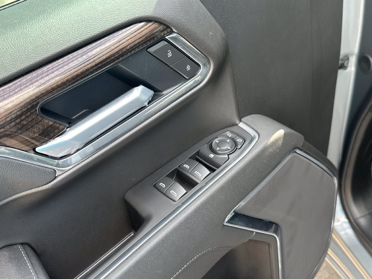 2026 Chevrolet Silverado 1500 LT - Photo 12