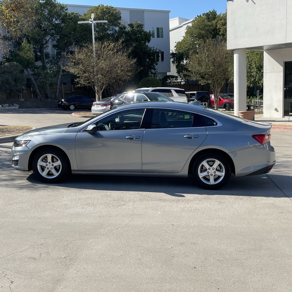 Used 2024 Chevrolet Malibu 1LT Sedan