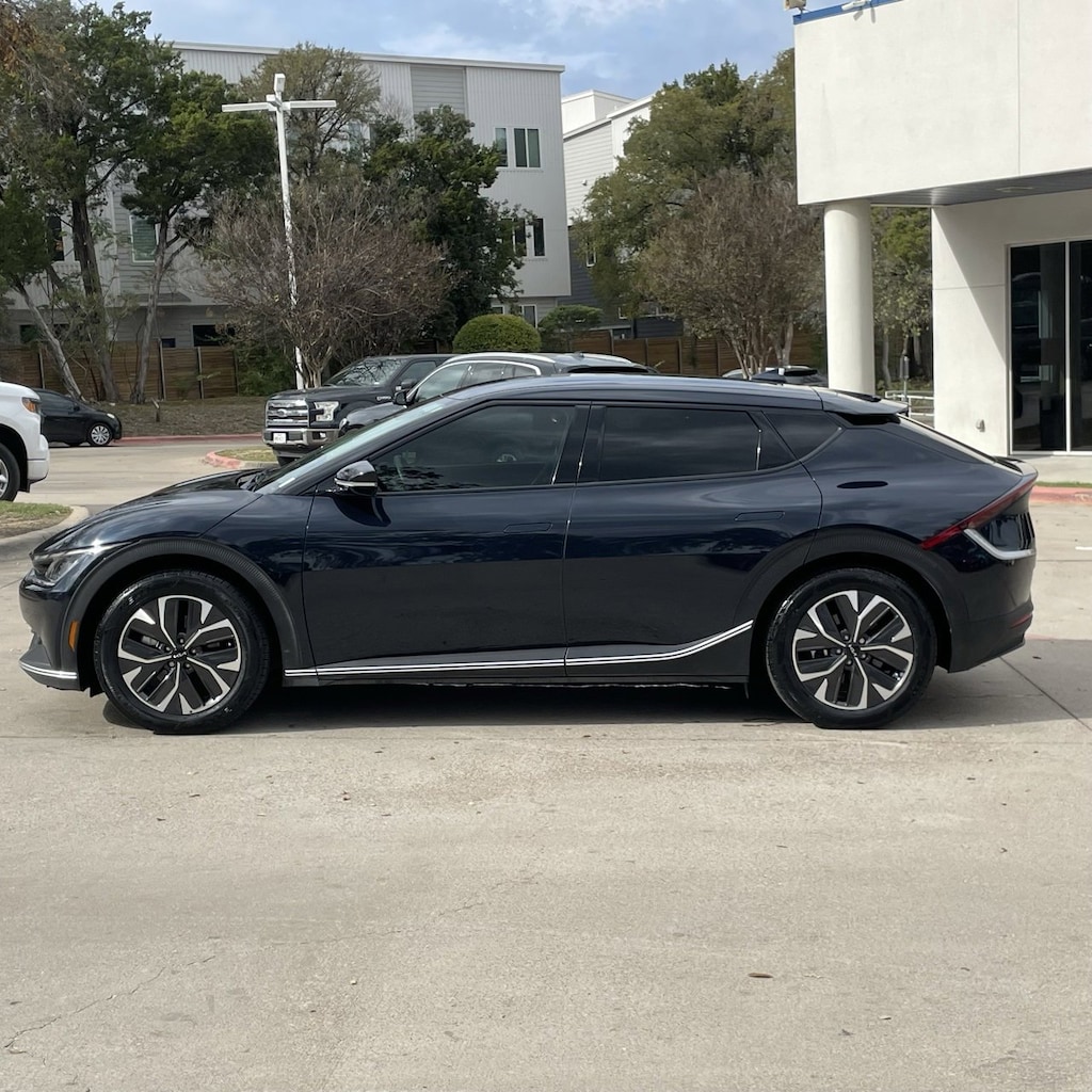 Used 2024 Kia EV6 Light SUV