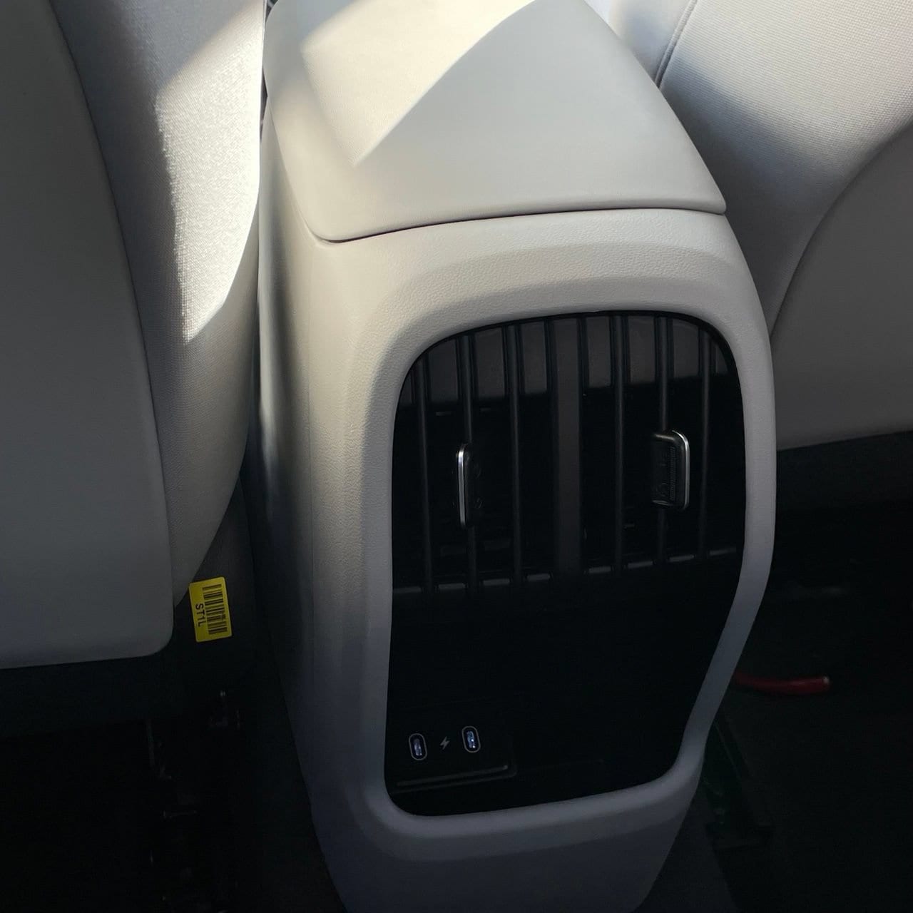 2025 Hyundai Kona SEL - Photo 24