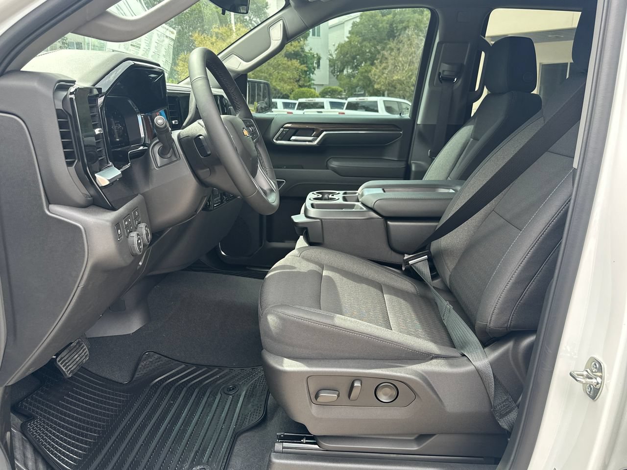 2026 Chevrolet Silverado 1500 LT, photo 9
