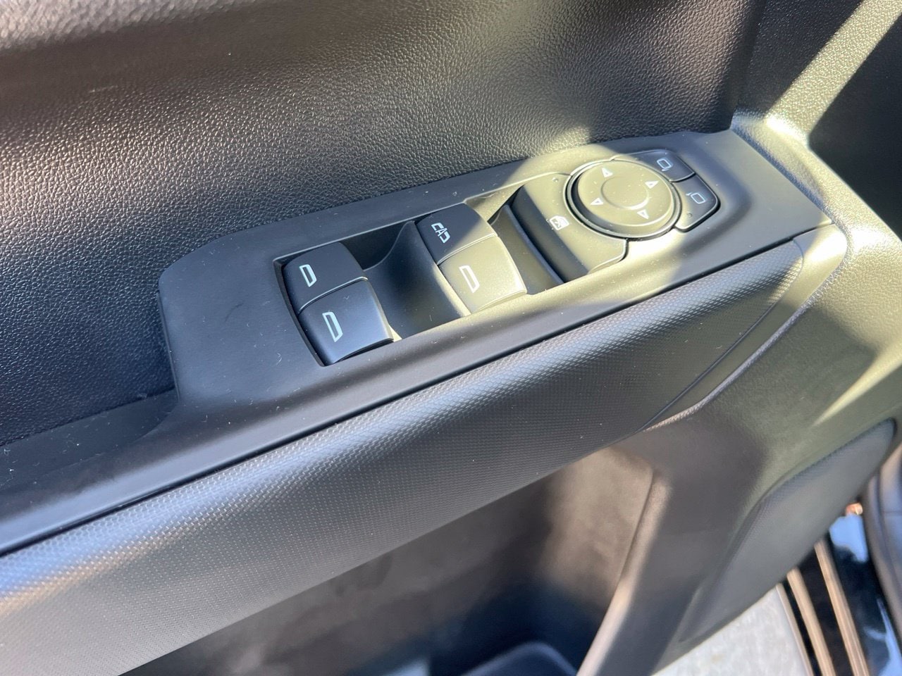 2026 Chevrolet Silverado 1500 Custom - Photo 12