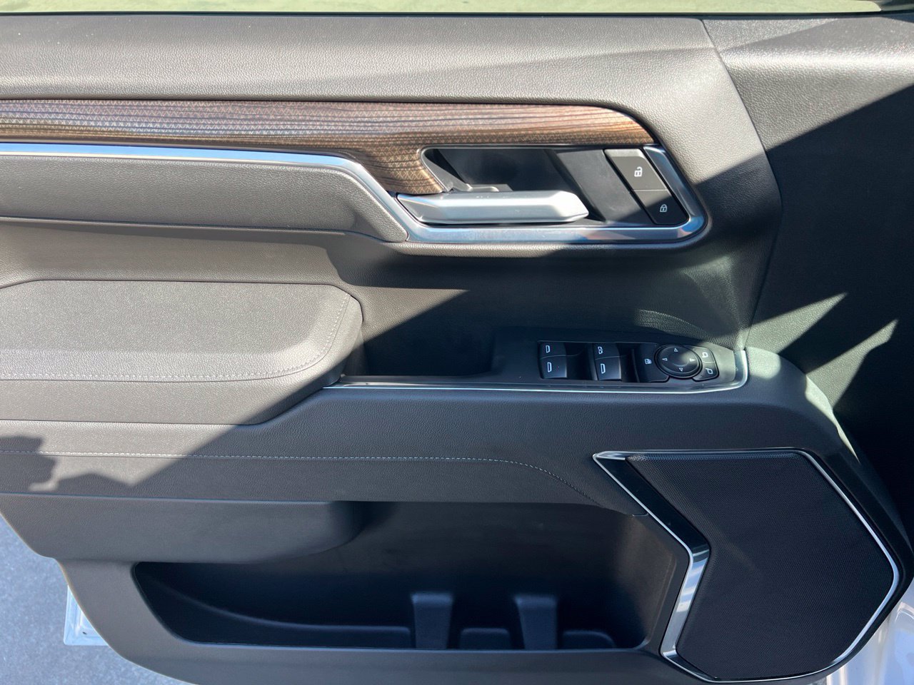 2026 Chevrolet Silverado 1500 LT - Photo 11