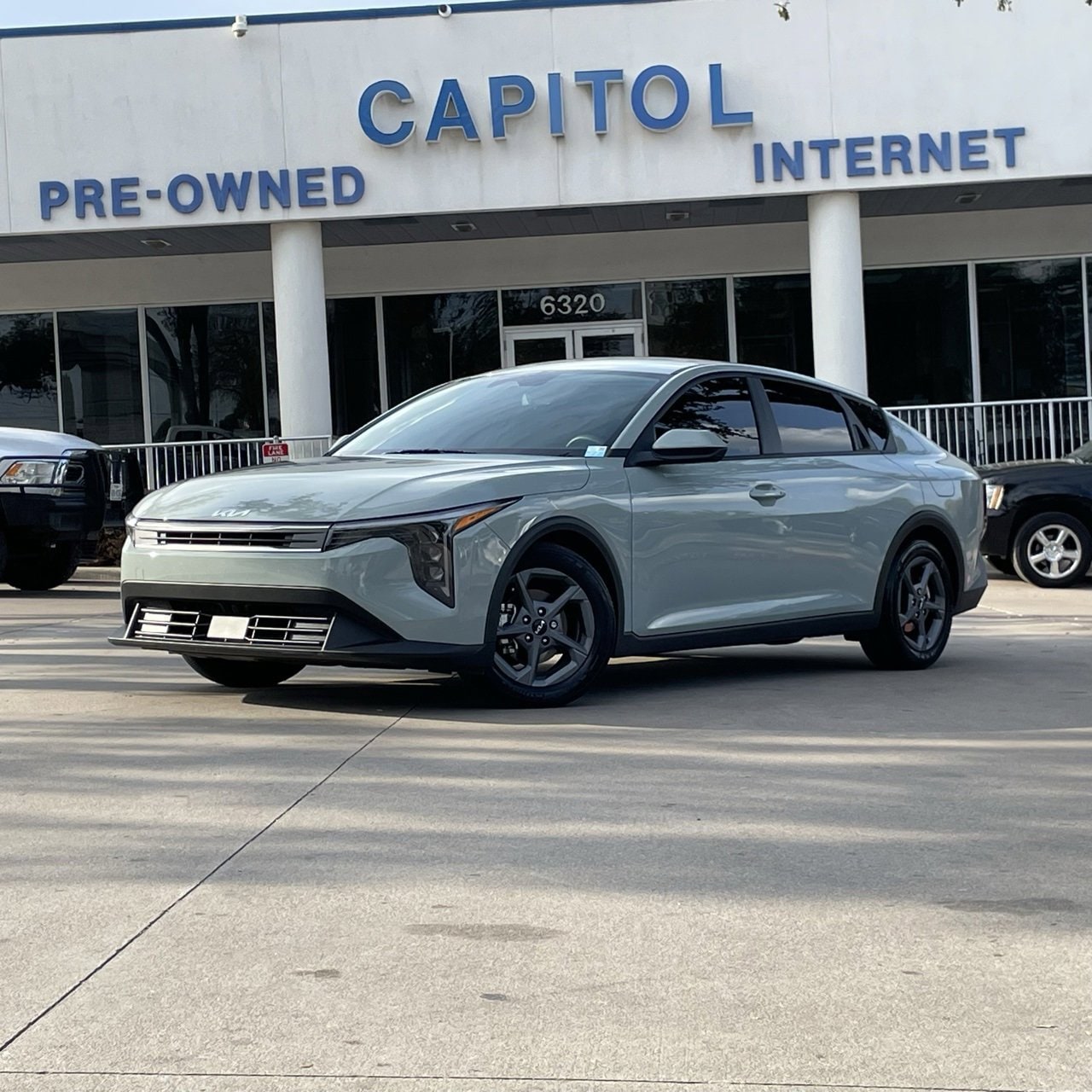 2025 Kia K4 LXS's photo