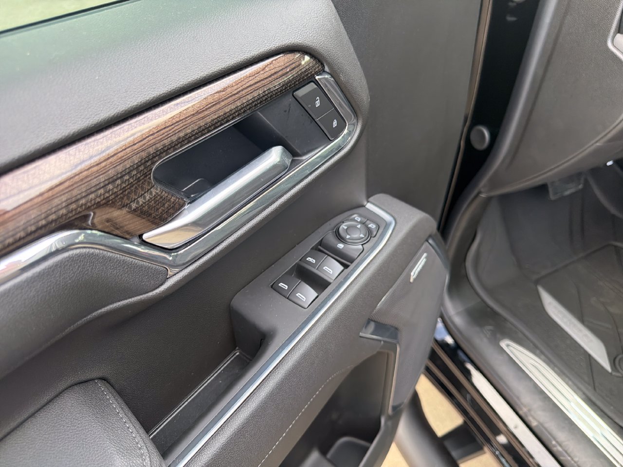 2026 Chevrolet Silverado 1500 RST - Photo 11