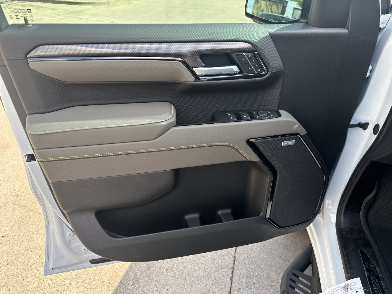 2026 Chevrolet Silverado 1500 ZR2 Truck, photo 12