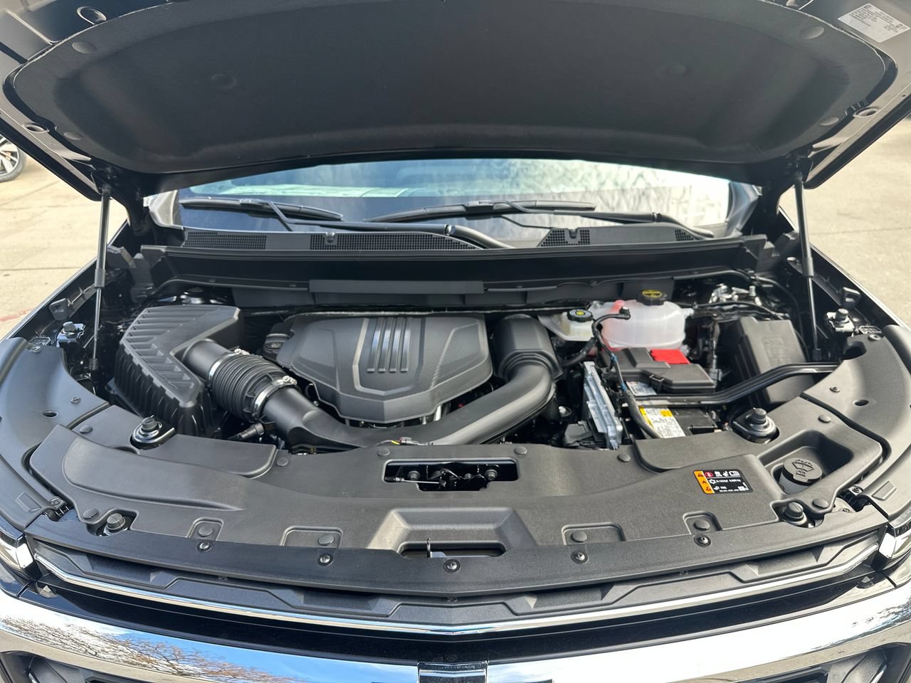 2027 Chevrolet Traverse LT SUV, photo 26