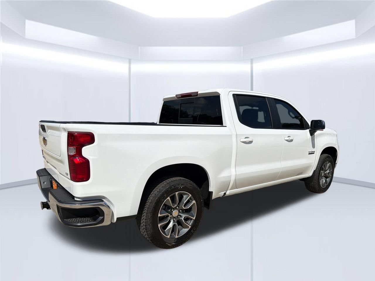 2026 Chevrolet Silverado 1500 LT - Photo 6