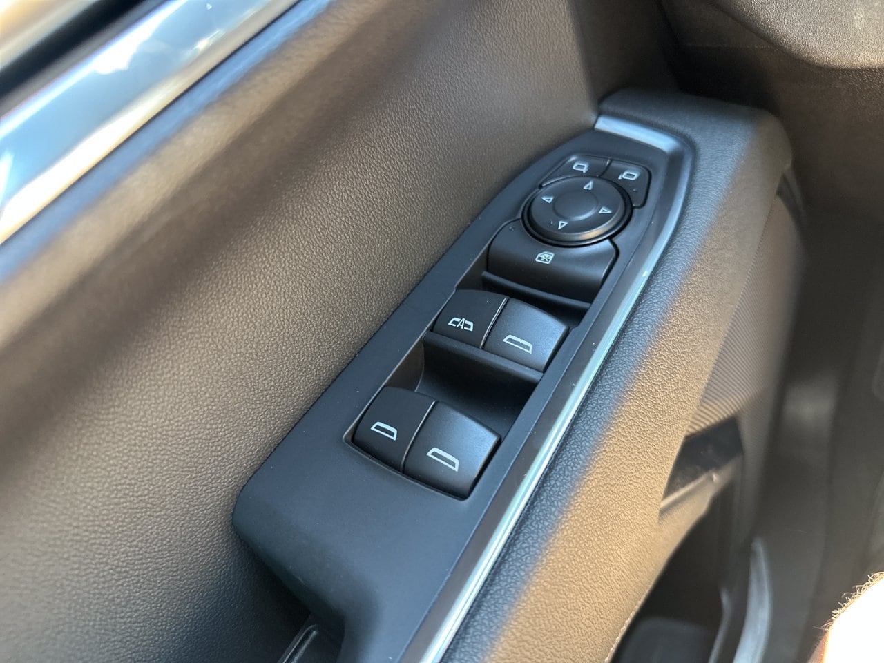 2026 Chevrolet Silverado 1500 LT - Photo 12