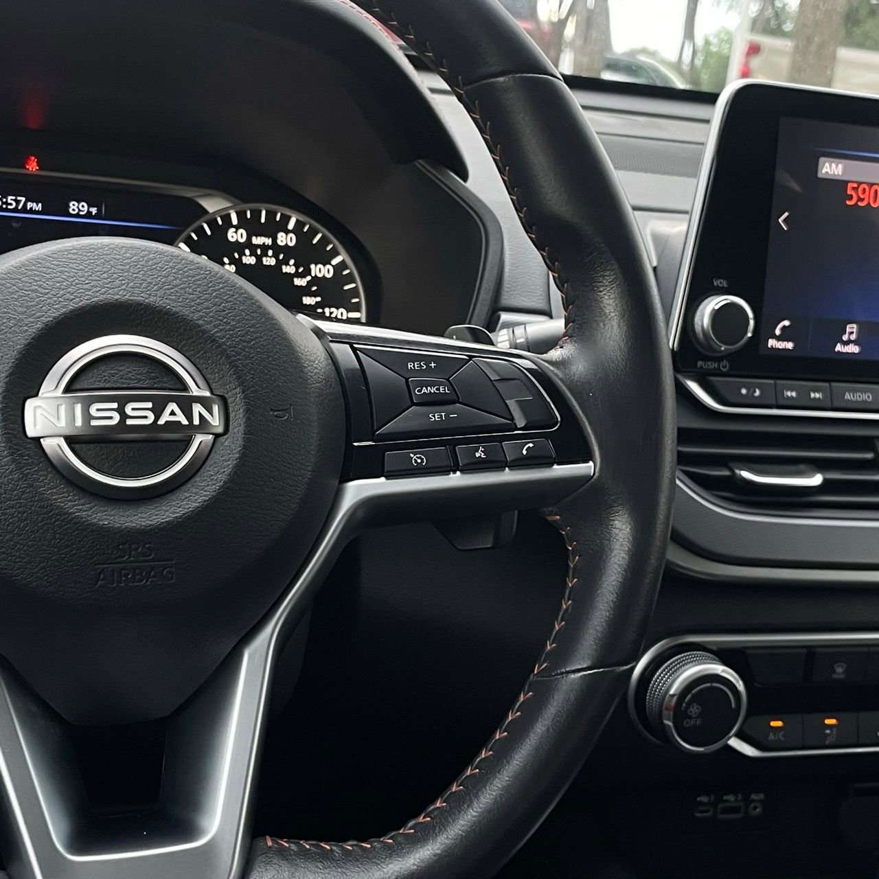 2024 Nissan Altima SR - Photo 15