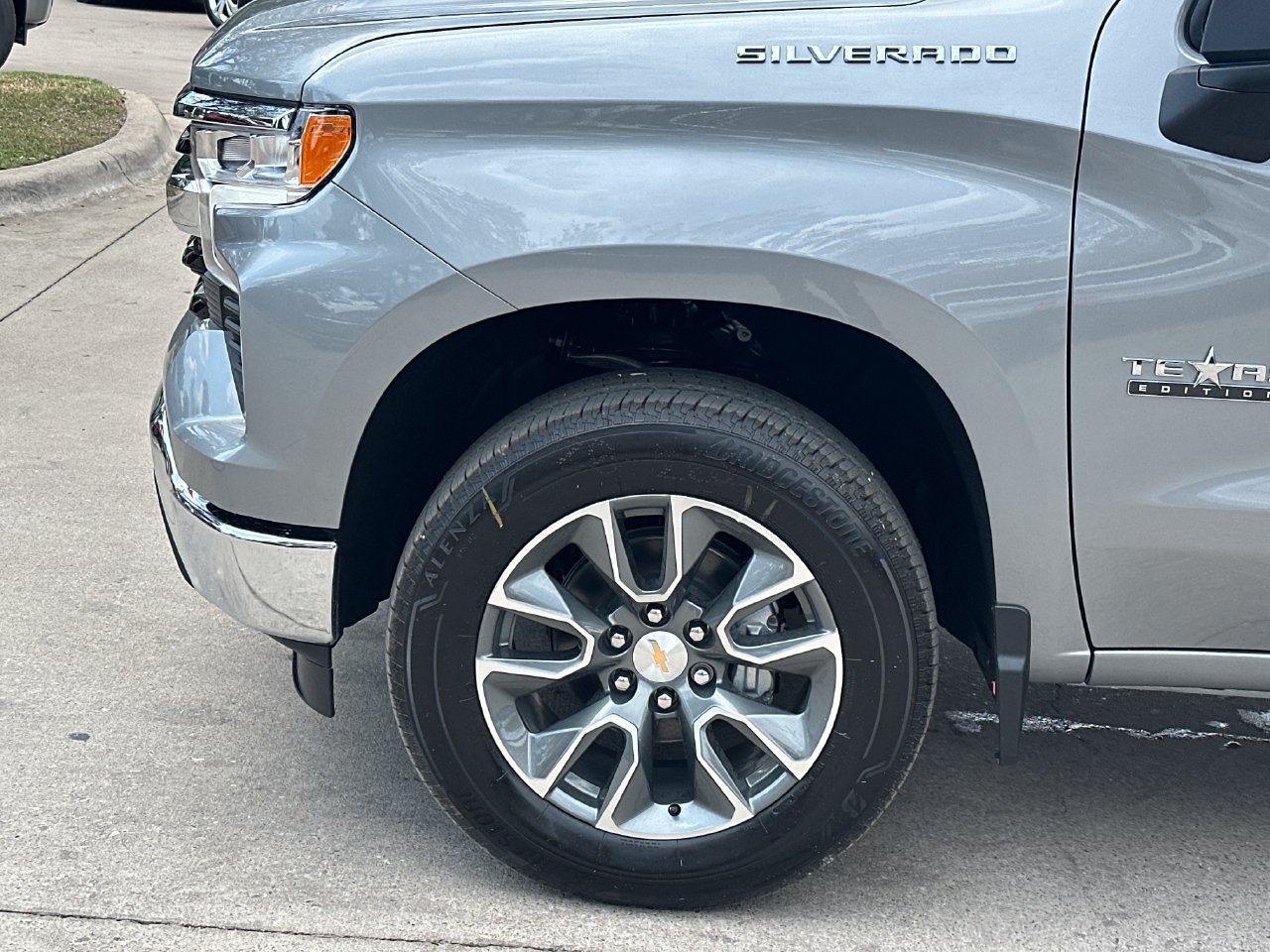 2026 Chevrolet Silverado 1500 LT - Photo 17