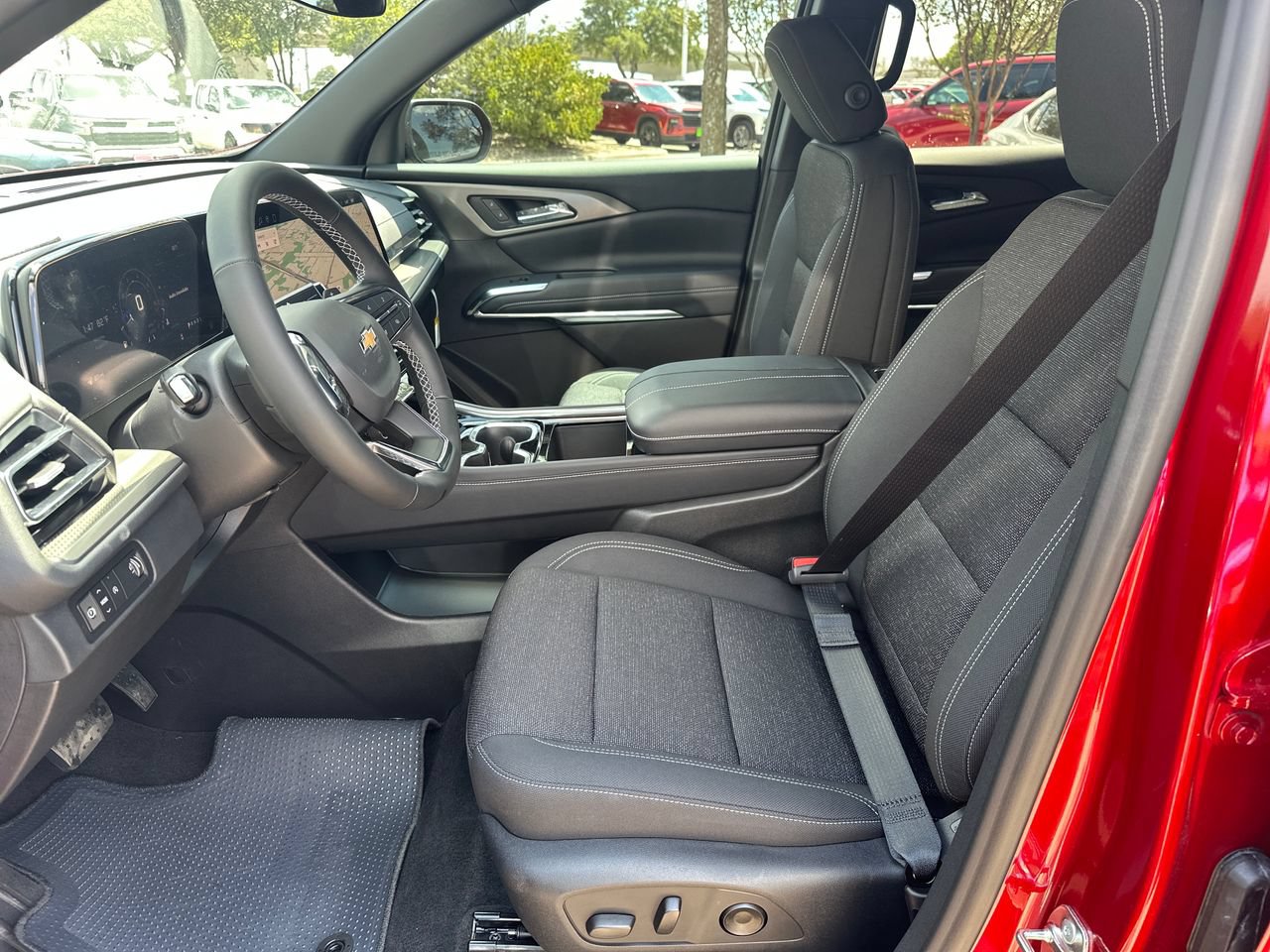 2027 Chevrolet Traverse LT - Photo 18