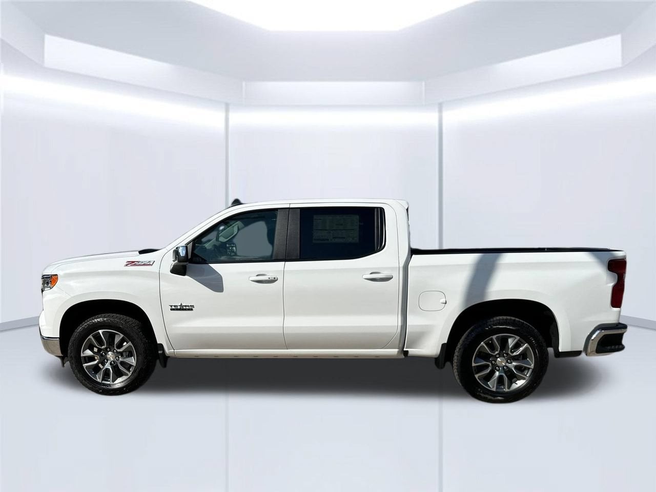 2026 Chevrolet Silverado 1500 LT, photo 2
