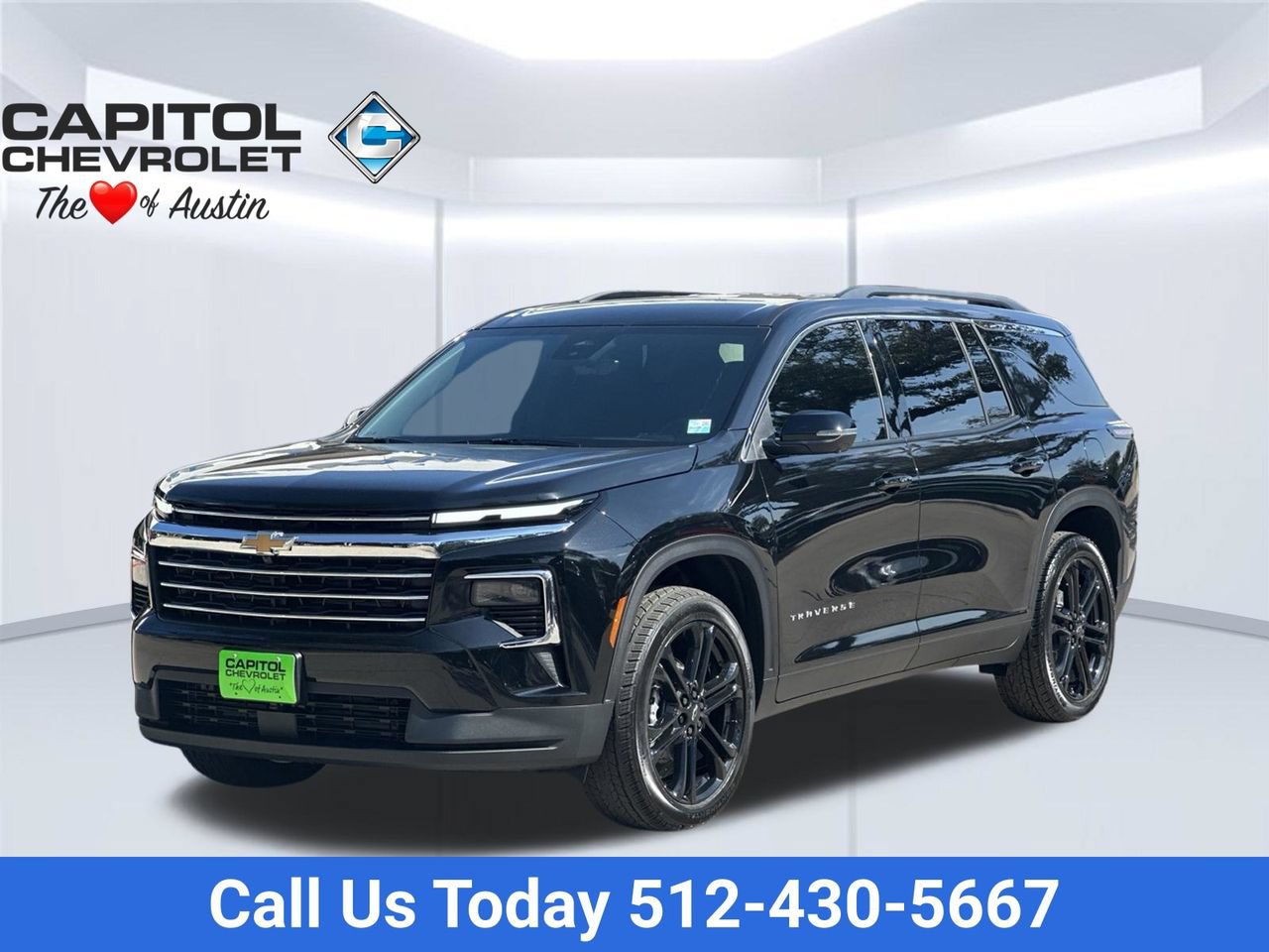 2027 Chevrolet Traverse LT, photo 2