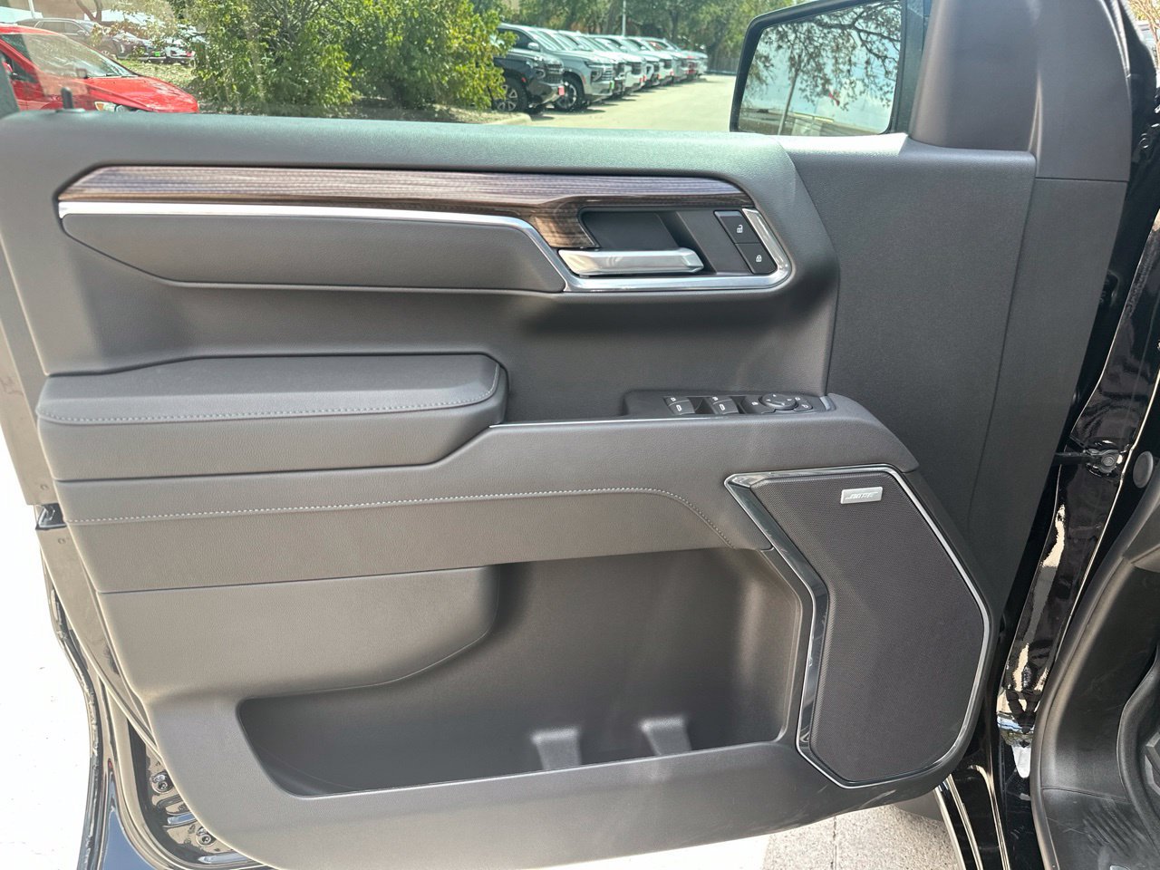 2026 Chevrolet Silverado 1500 LT Trail Boss Truck, photo 11