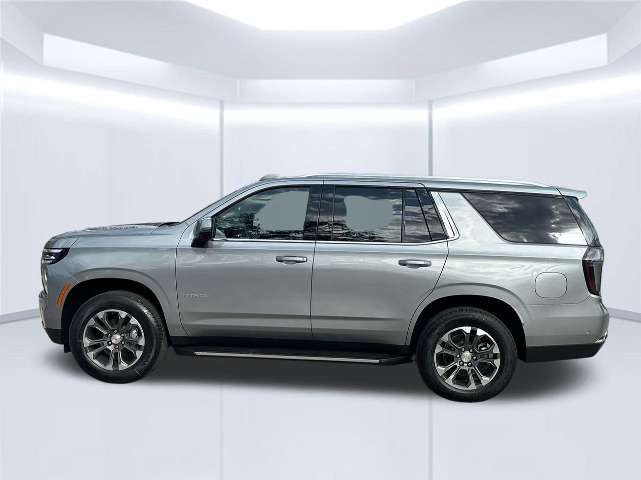 2026 Chevrolet Tahoe LT, photo 2