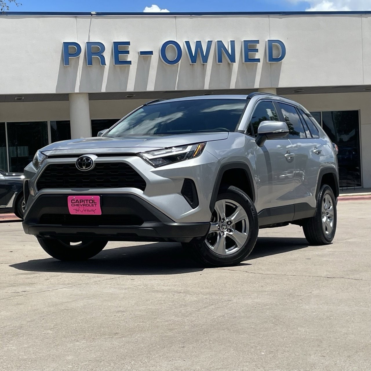 Used 2024 Toyota RAV4 XLE with VIN 2T3P1RFV4RW431257 for sale in Northfield, Minnesota