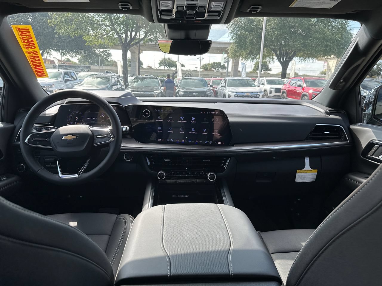 2026 Chevrolet Suburban High Country - Photo 13