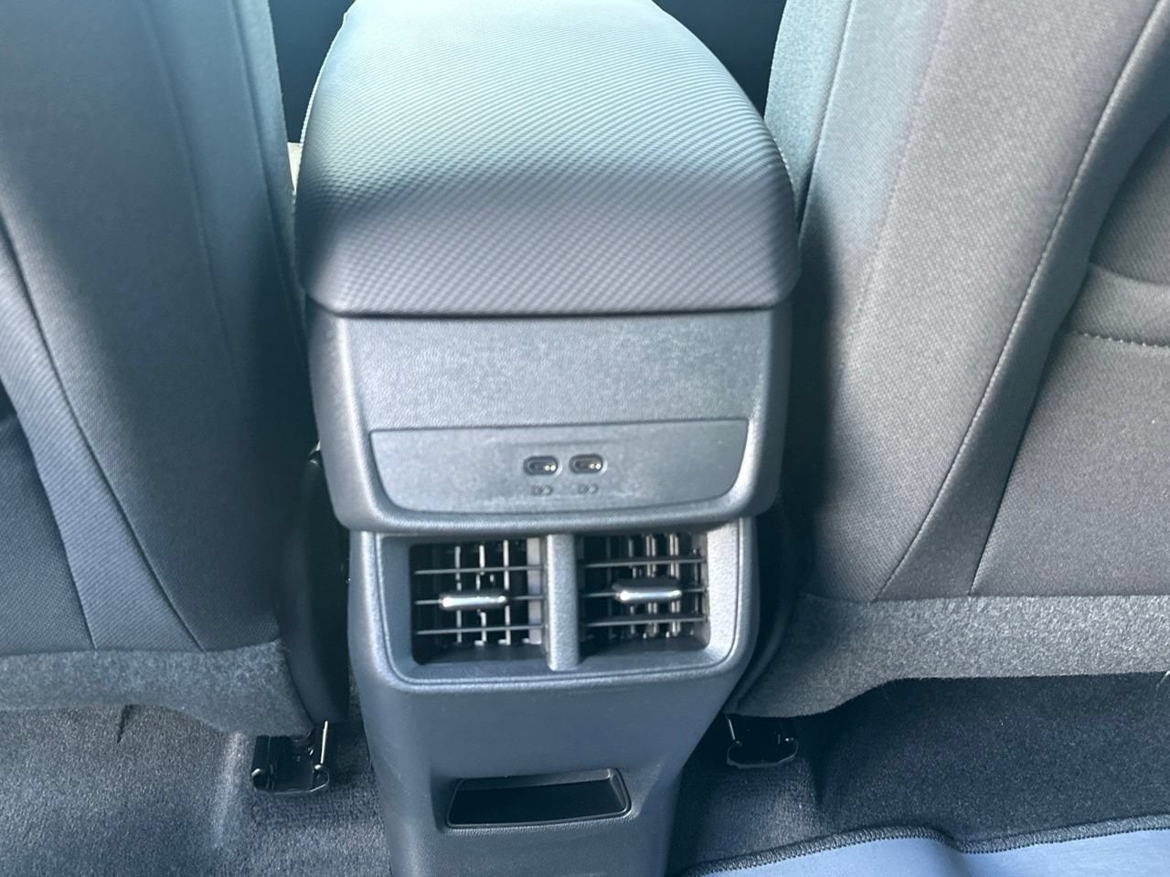 2027 Chevrolet Equinox LT - Photo 25