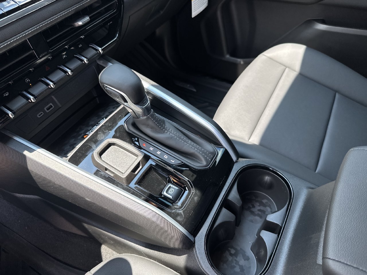 2026 Chevrolet Colorado LT - Photo 25