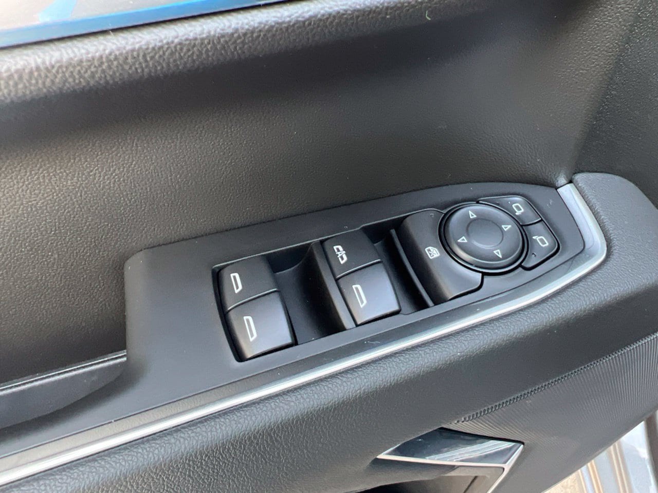 2026 Chevrolet Silverado 1500 LT - Photo 13
