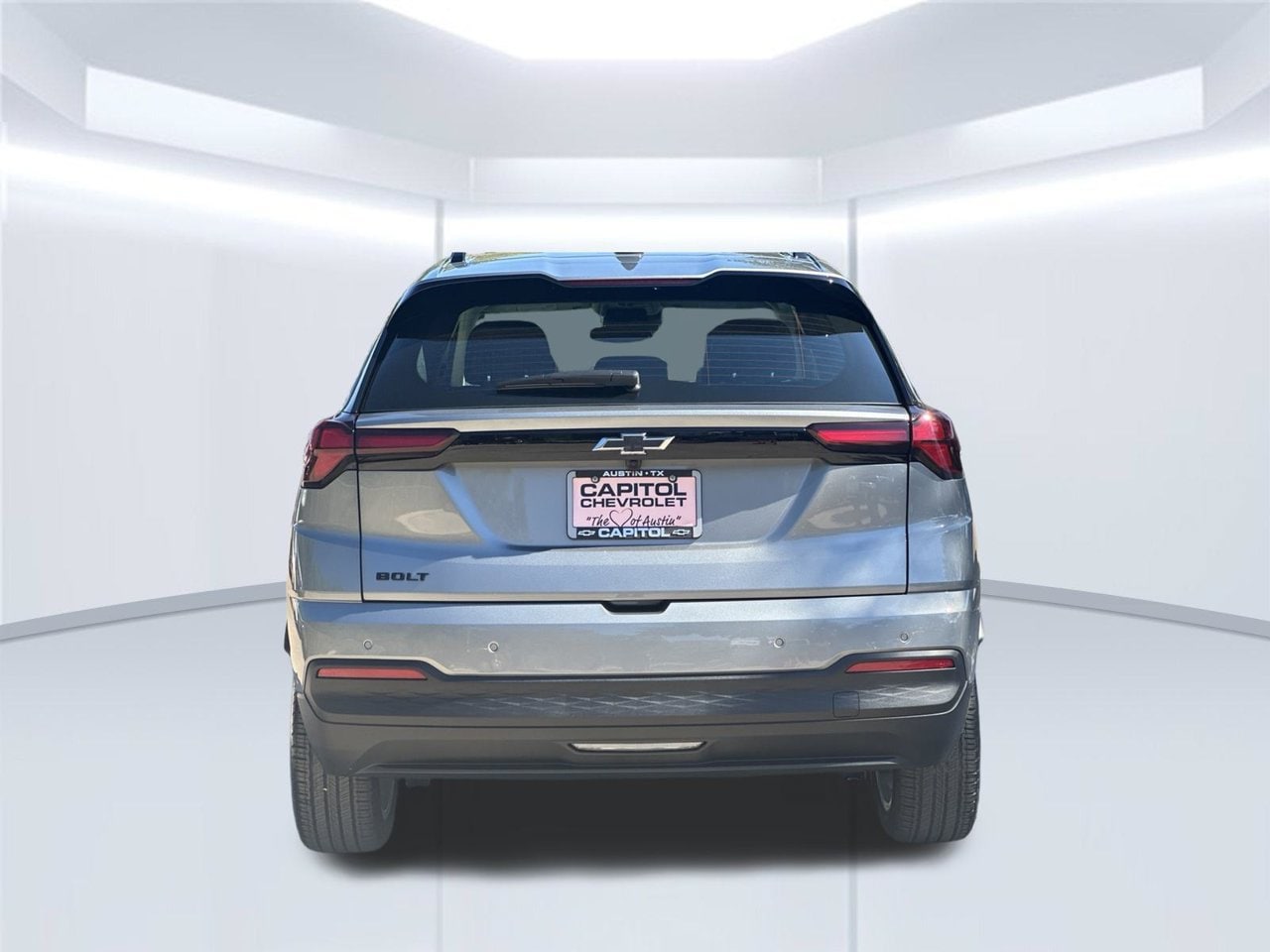 2027 Chevrolet Bolt LT, photo 4
