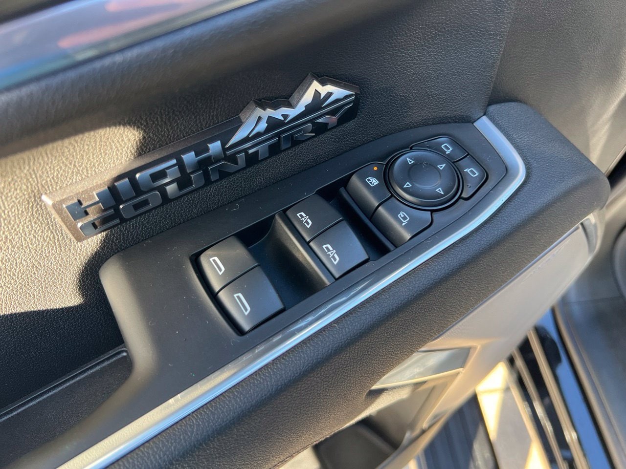 2026 Chevrolet Silverado 1500 High Country, photo 15