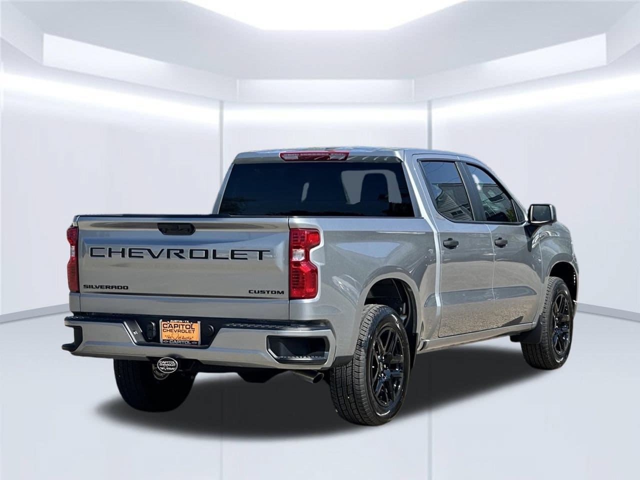 2026 Chevrolet Silverado 1500 Custom - Photo 9